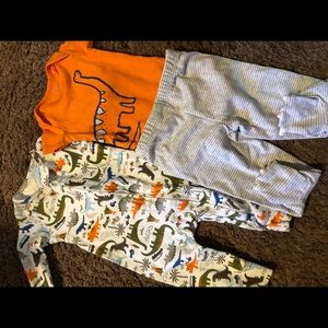 Carter’s sleeper set
